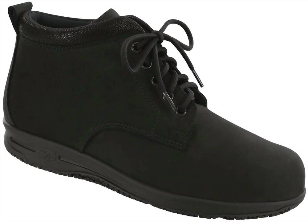 NEW SAS women's gretchen ankle boots in black